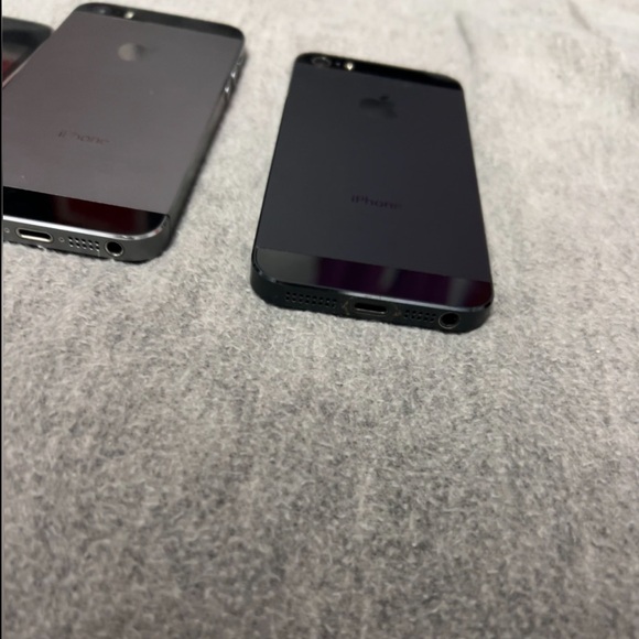 iPhone - Picture 7 of 7